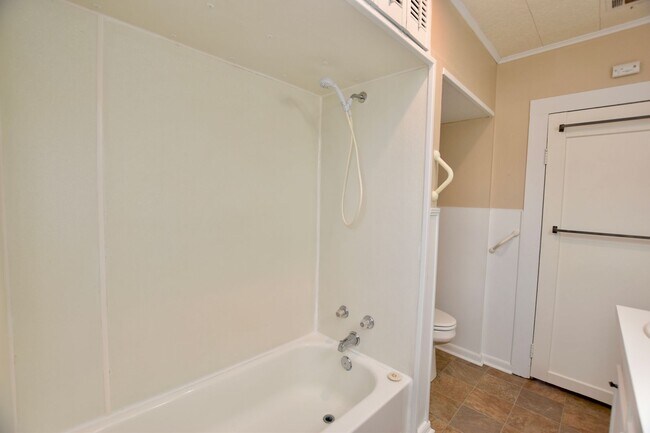 Building Photo - 1623 Texas St