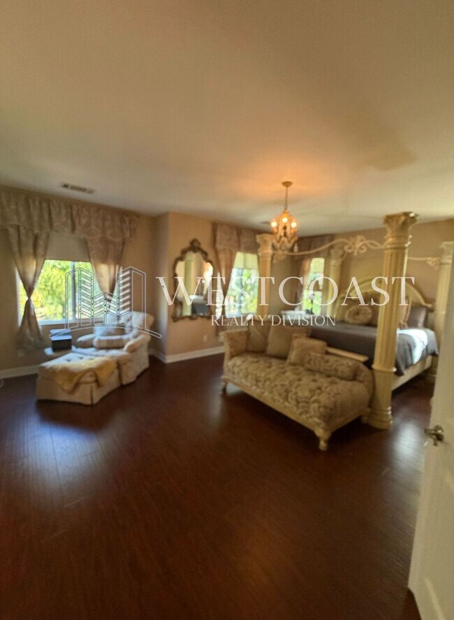 Building Photo - Spacious 5-Bedroom Luxury Home with 5.25 Baths in Temecula – Over 4,300 Sq Ft