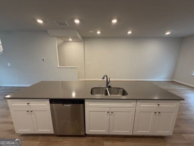 Building Photo - 822 Werner Brk Wy SW