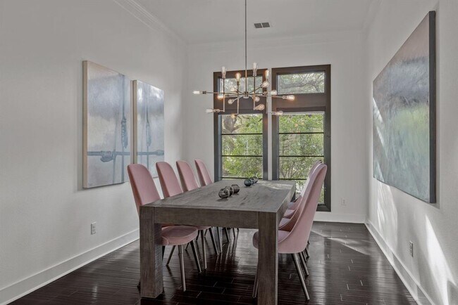 Building Photo - 4720 Rockcliff Rd