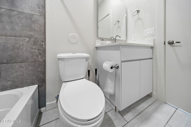 Building Photo - 3741 Peak Pl