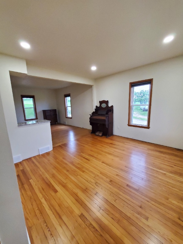 Building Photo - 10326 Brattlie Rd