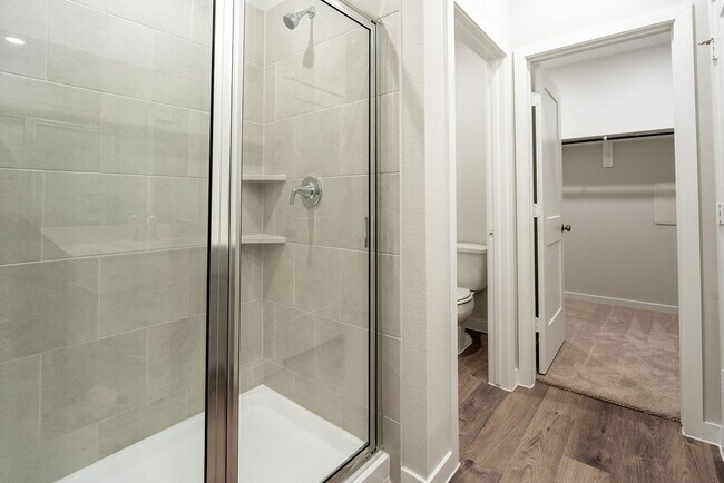 Building Photo - 8015 Heroes Hall Dr