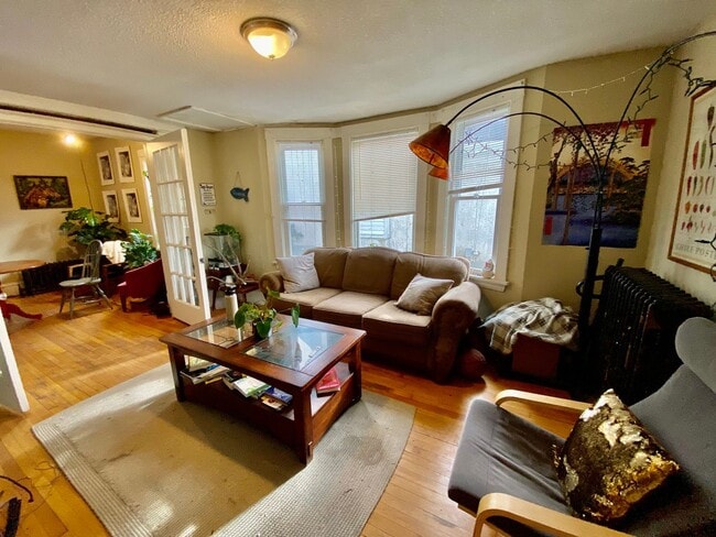 Primary Photo - PREMIUM House! 5 bed/2bath by the U of M! Must see! Available 9/1/26