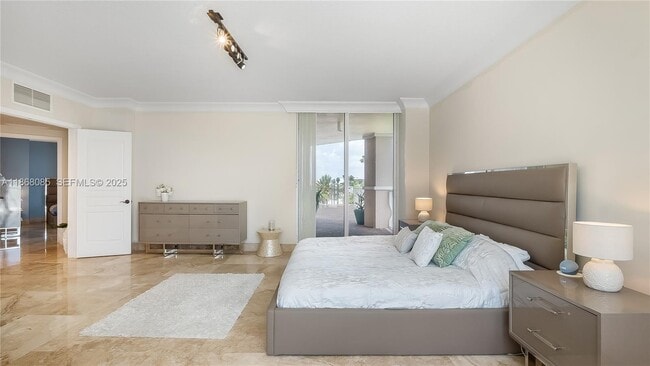 Building Photo - 1460 S Ocean Blvd