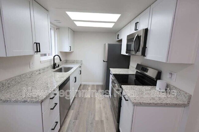 Building Photo - 2319 Stepping Stones Way