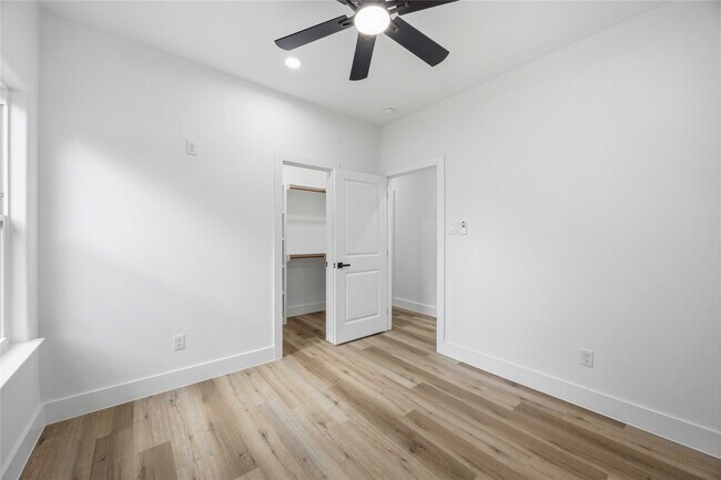 Building Photo - 8531 Rinn St