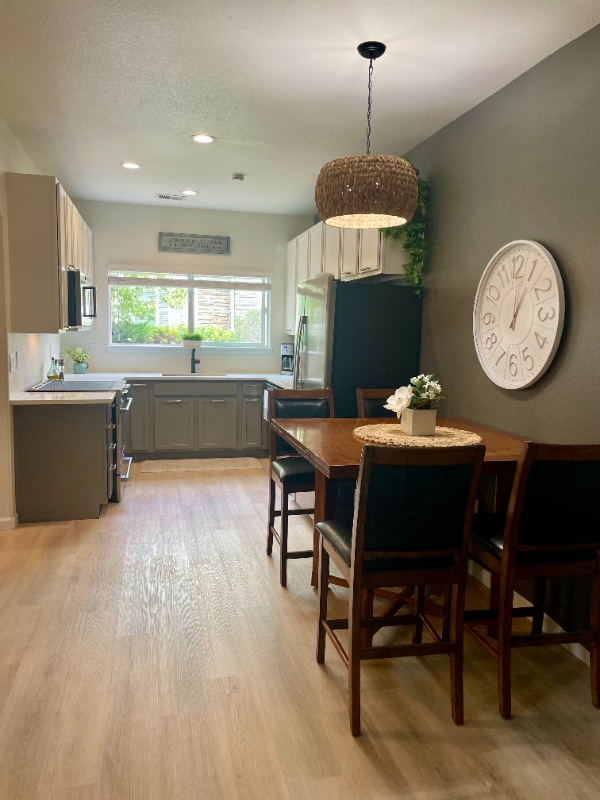 Building Photo - 4785 Hahns Peak Dr