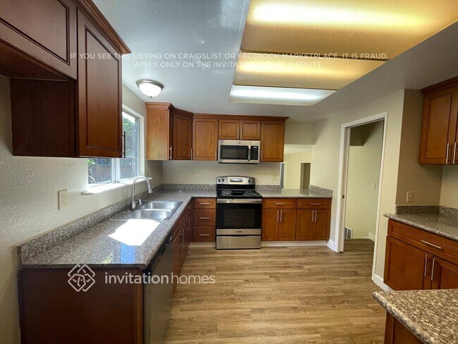 Building Photo - 148 Woodhaven Dr