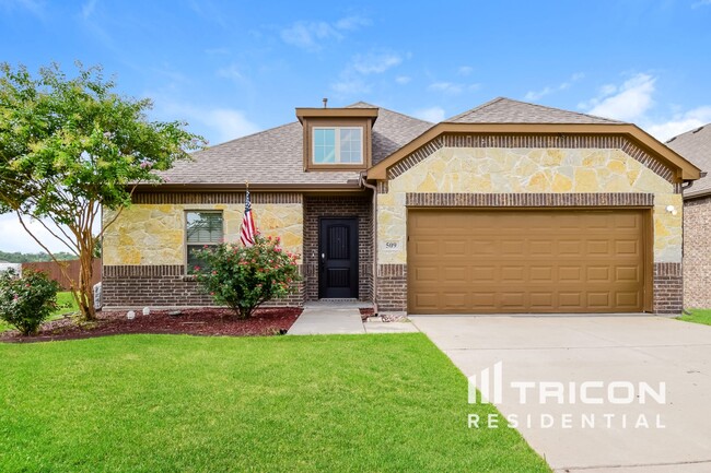 Primary Photo - 509 Dogwood Dr