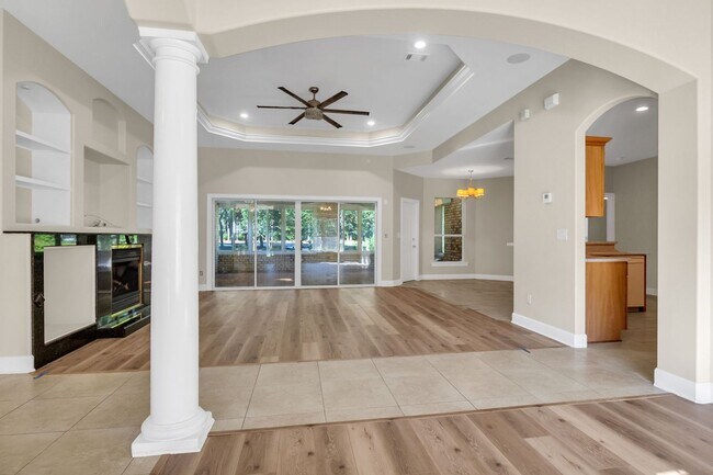 Building Photo - Available October 10th!- Bluewater Bay Bea...