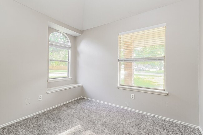 Building Photo - 9154 Autumn Harvest Dr
