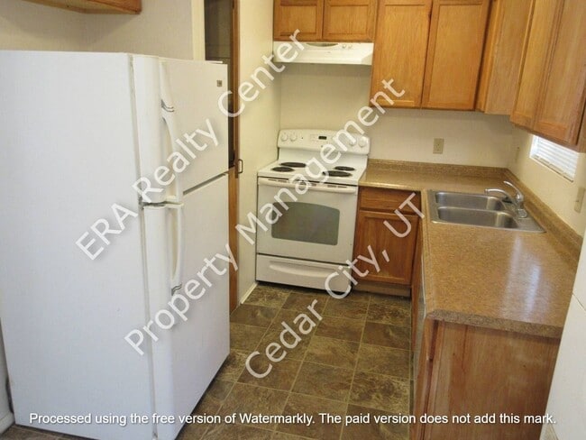 Building Photo - Move-In Discount - 2 bedroom, 1.5 bathroom, 2 Story Apartment