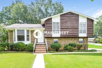 Building Photo - 3 Bedroom Pet-Friendly Home in Pleasant Gr...