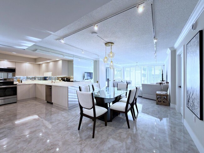 Primary Photo - 3546 S Ocean Blvd