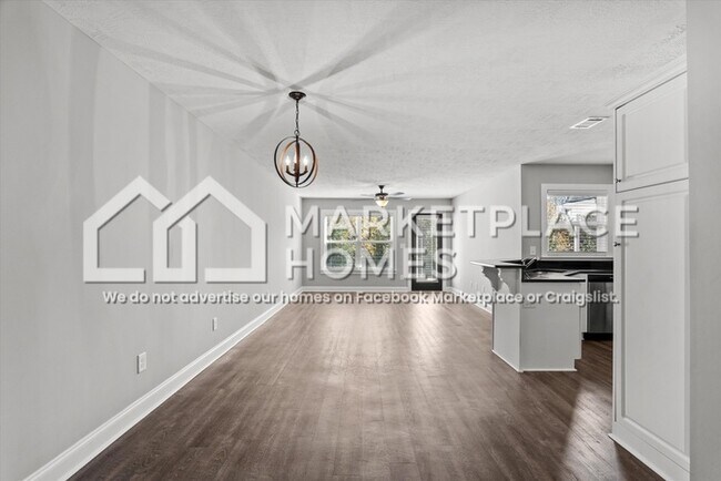 Building Photo - 128 Downsbury Rd