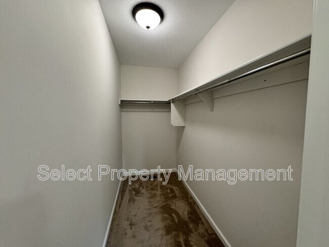 Building Photo - 2239 Rittenhouse Pl