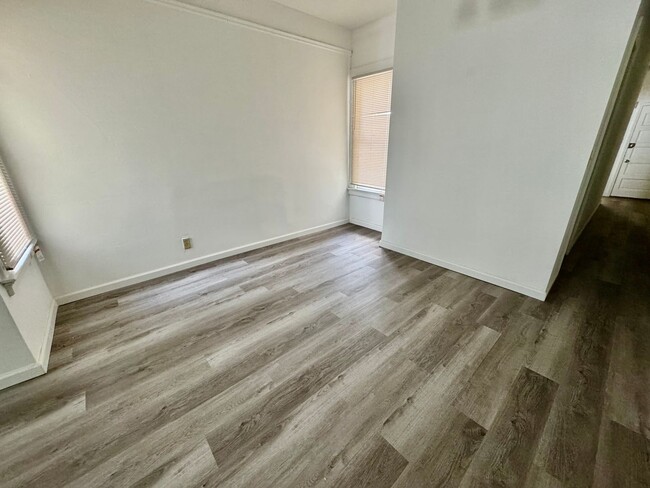 Building Photo - 712-716 Natoma Street