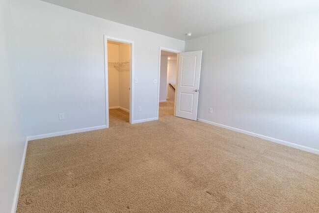 Building Photo - 478 Sapphire Rd