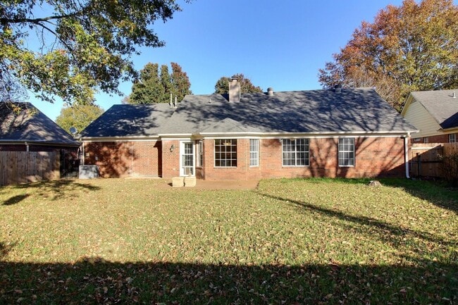 Building Photo - 1479 Wolf Ridge Dr