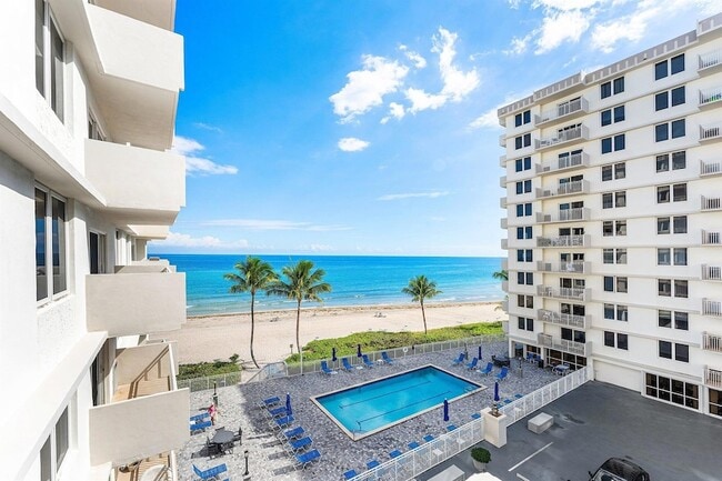 Building Photo - 3215 S Ocean Blvd