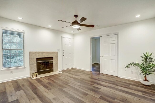 Building Photo - 7685 Northcross Dr