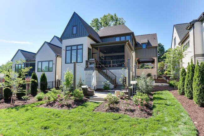 Building Photo - 3020 Farrior Rd