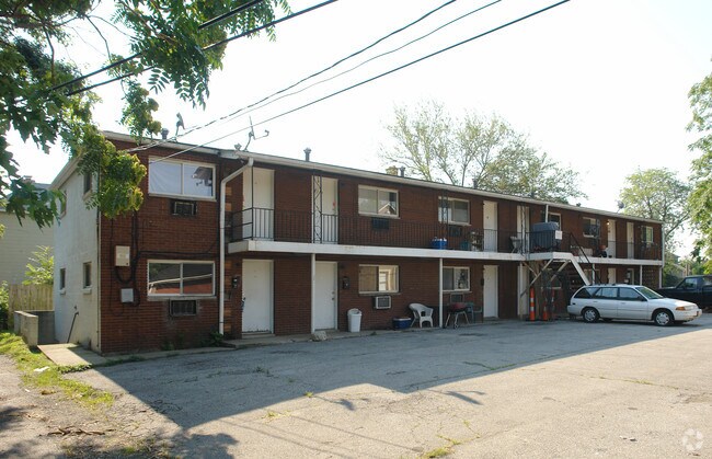 Primary Photo - 244 E 3rd Ave