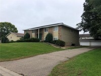 Building Photo - 1220 3rd Ave W