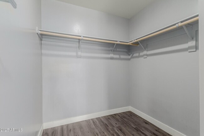 Building Photo - 475 N 9th St