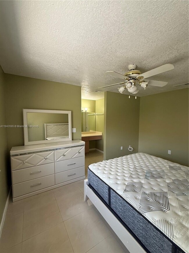 Building Photo - 7700 SW 155th Pl