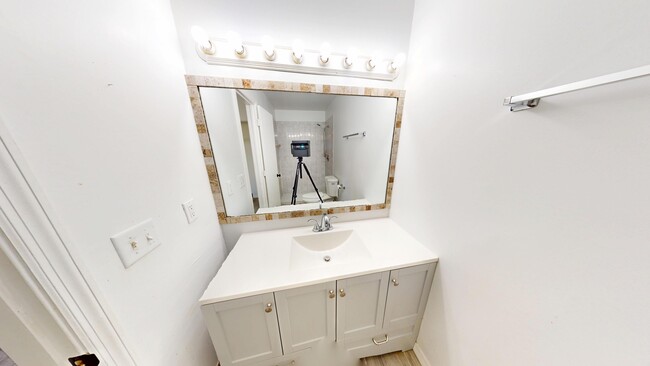 Building Photo - 13789 Bottlebrush Ct