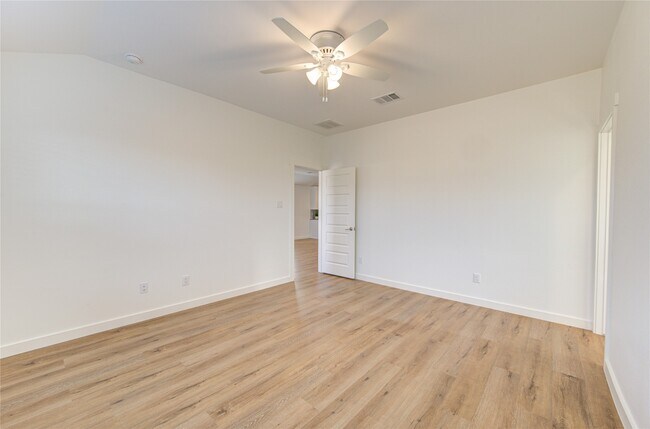 Building Photo - 29418 Emilys Rock Ln