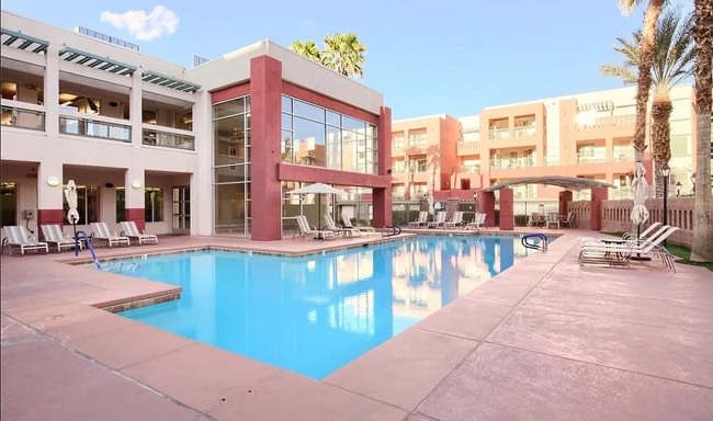 Building Photo - 15 E Agate Ave