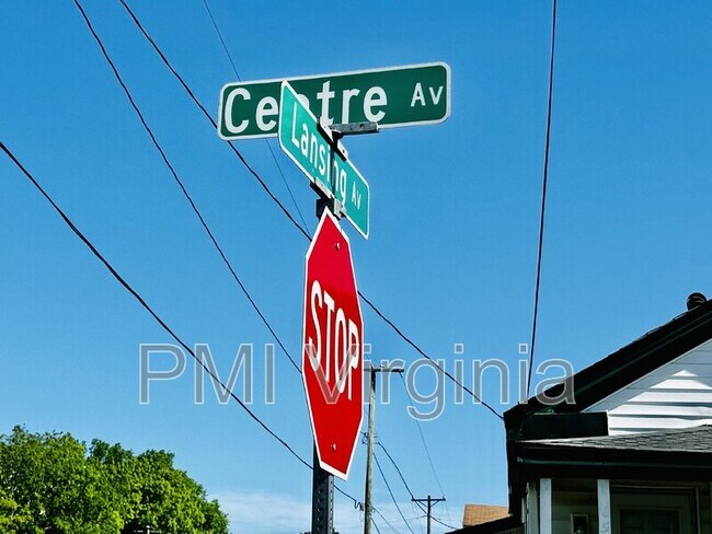 Building Photo - 1602 Centre Ave