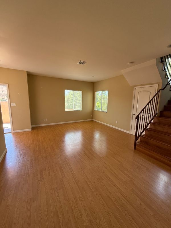 Building Photo - 1769 Los Feliz Dr
