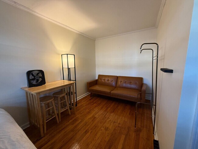 Building Photo - Studio Apt For Rent in Kuttawa Near Lake