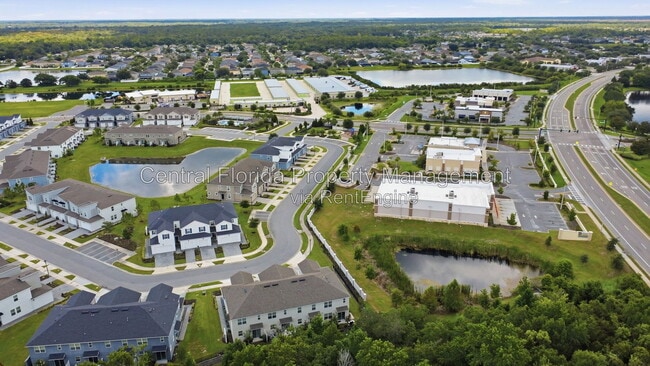Building Photo - 865 Spring Palms Lp