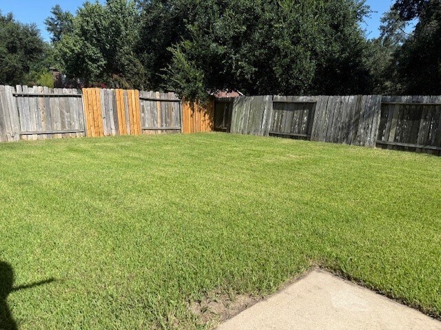 Building Photo - 6022 Mettler Ln