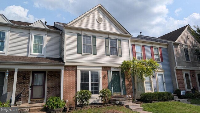 Building Photo - 43543 Plantation Terrace