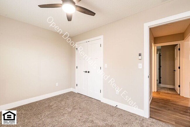 Building Photo - 10547 Old Leo Rd