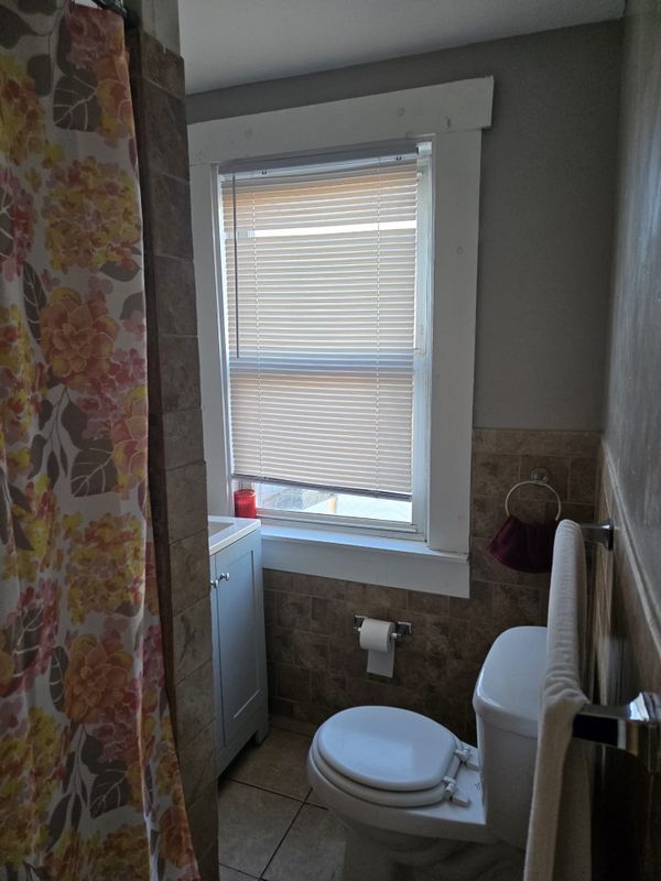 Building Photo - 144-146 Mapes Avenue, 3