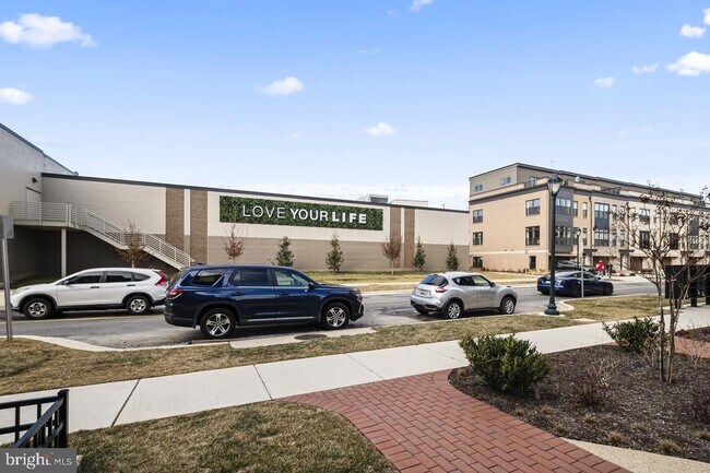 Building Photo - 1211 Northside Park Blvd