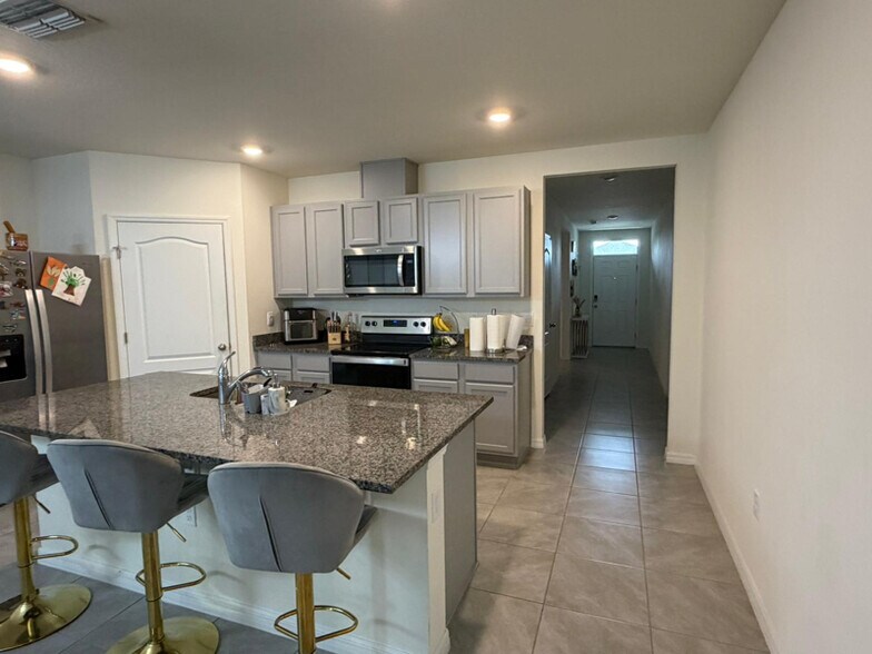 Building Photo - 3684 Diving Dove Ln