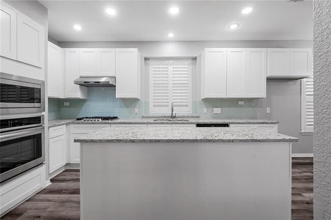Building Photo - 13556 Anarosa Loop