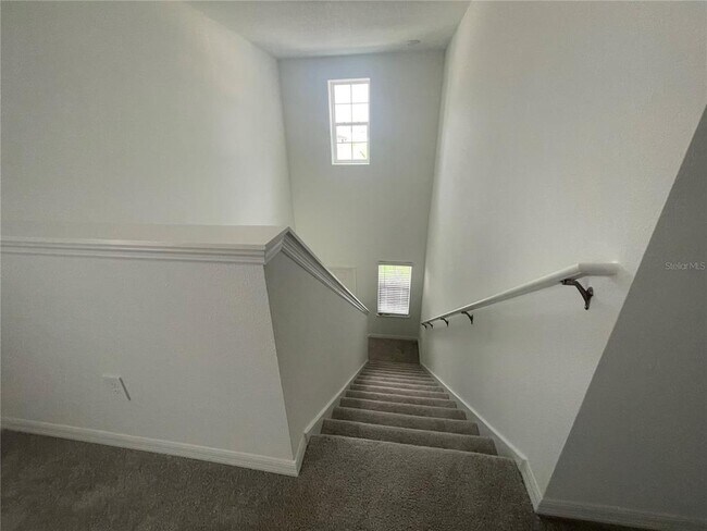 Building Photo - 9645 Carabiner Wy