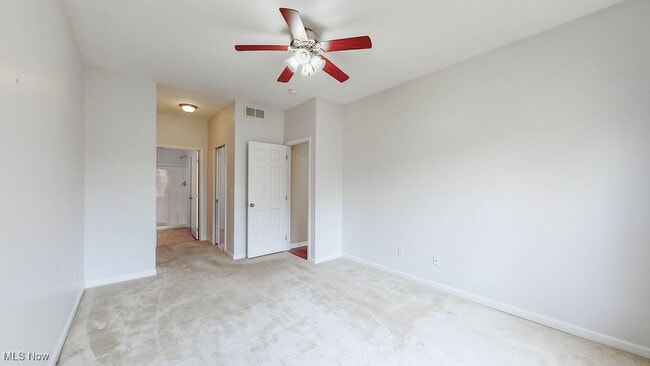 Building Photo - 4586 Creekside Dr