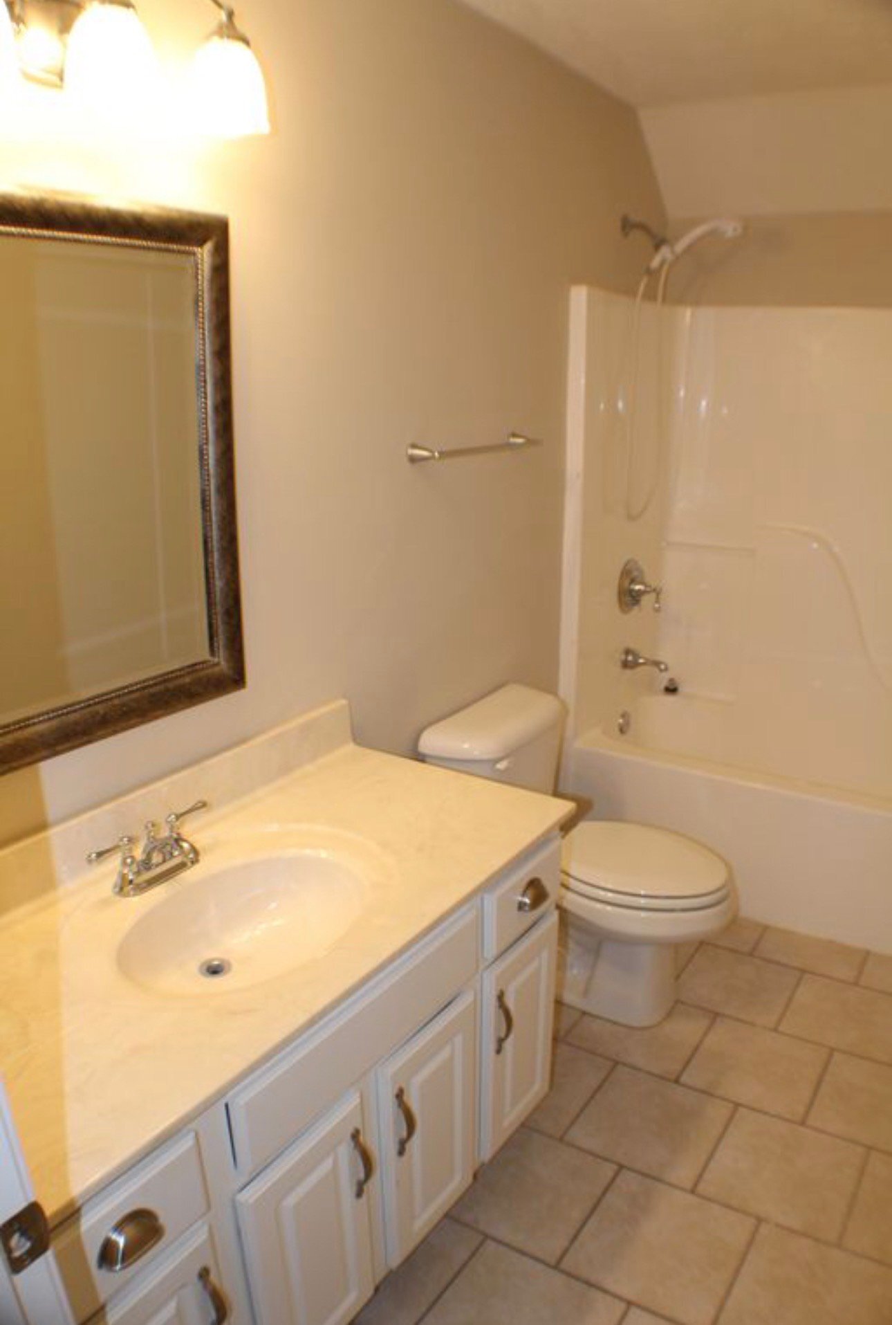 Building Photo - 1329 Copperfield Dr