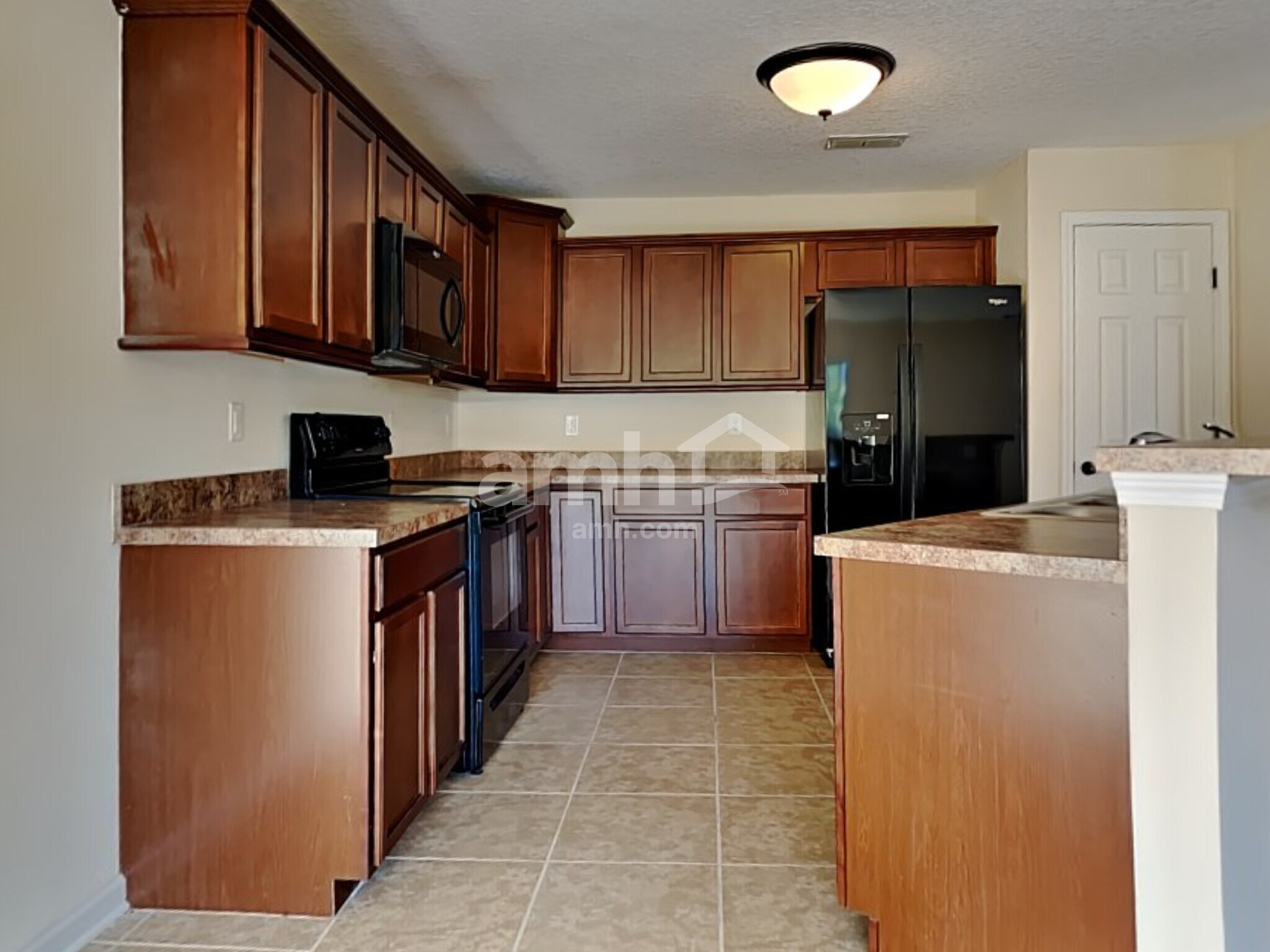 Building Photo - 9630 Mayville Dr E