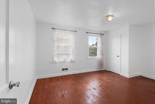Building Photo - 4117 Raymonn Ave